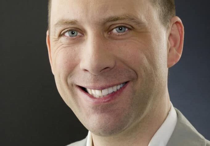 Dr. Matthias Günter